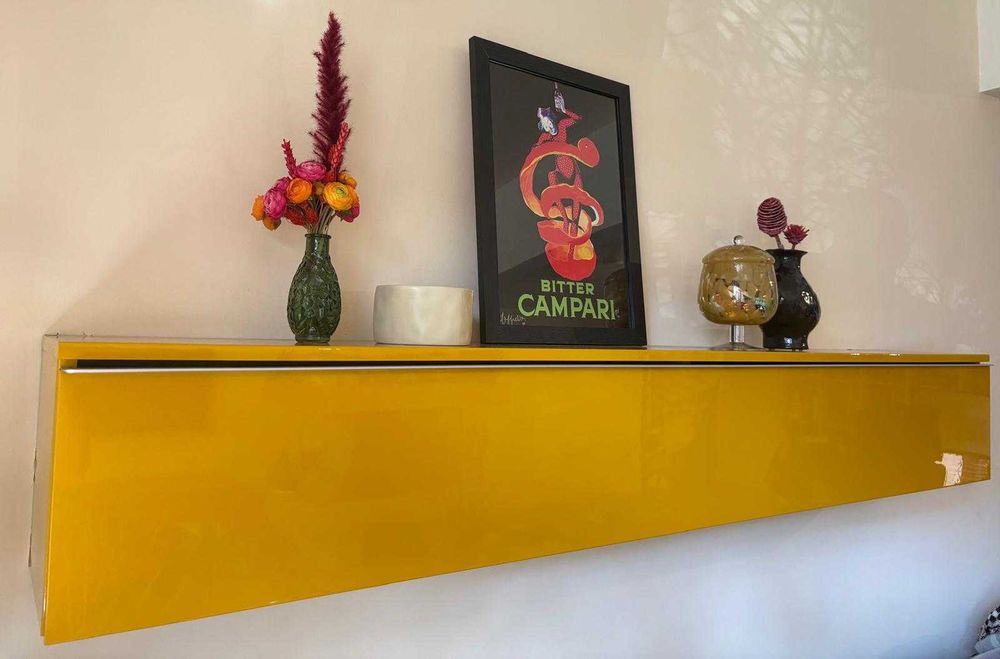 IKEA BESTA жълт TV шкаф