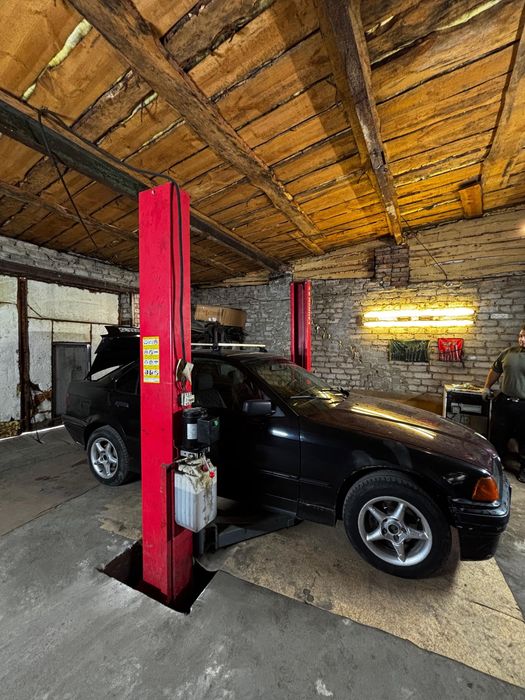 Сто работаем ежедневно