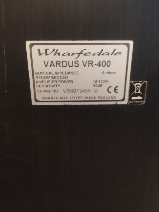 Boxe standfloor Wharfedale Vardus VR-400