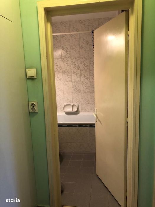 Apartament 3 camere Grigorescu decomandat etaj 2/4 cu parcare