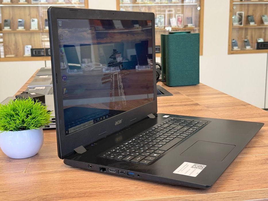 Acer Aspire i3-7