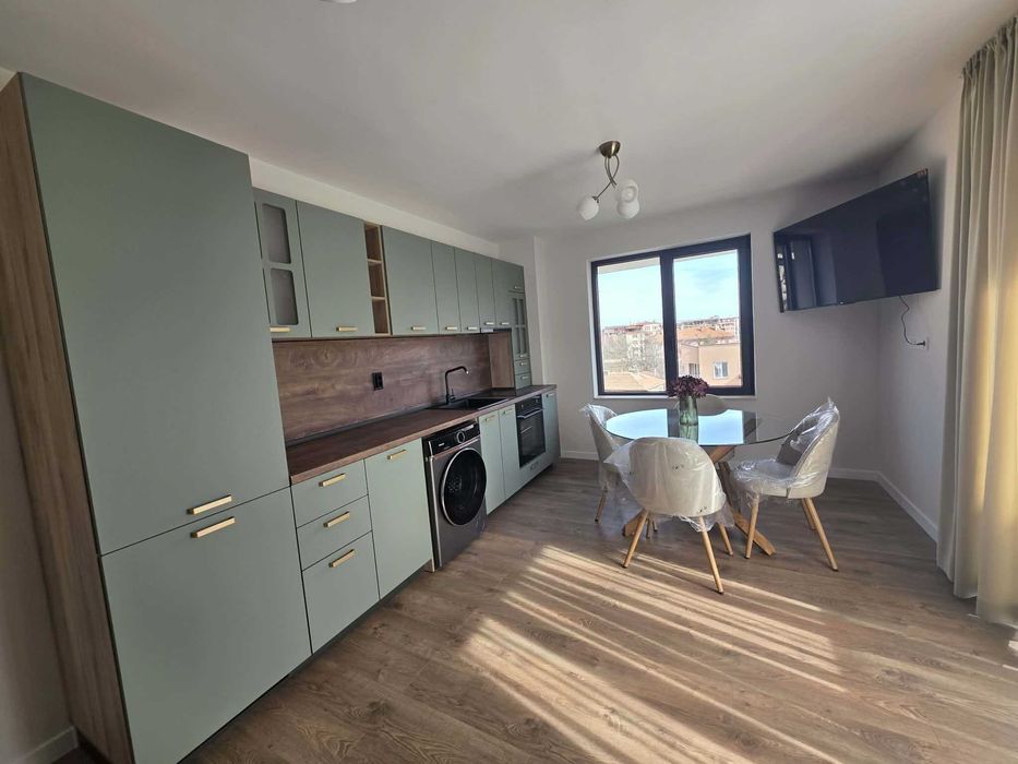 Обзаведен двустаен апартамент в Центъра,гр.Хасково