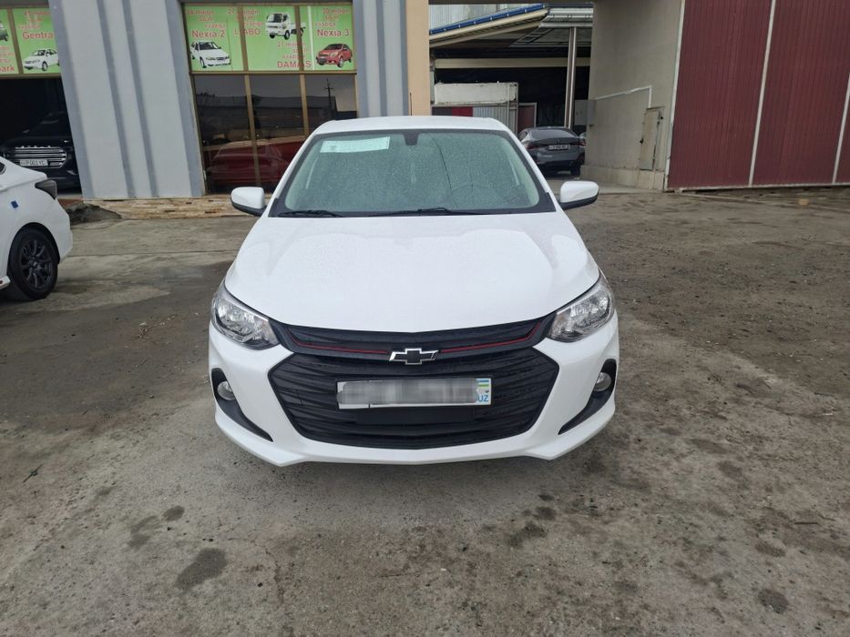 Chevrolet Onix mexanika