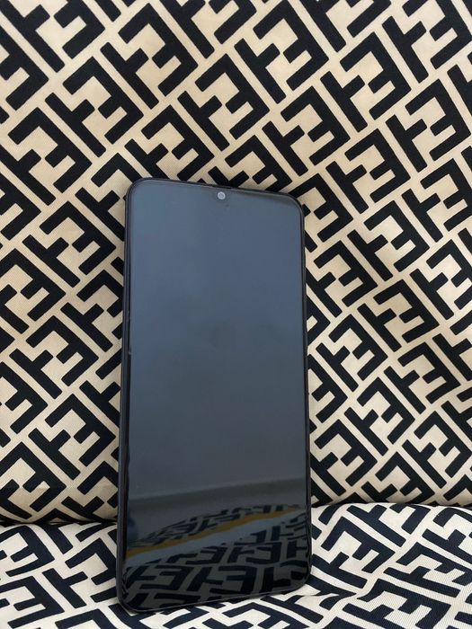 samsung A50 самсунг а50