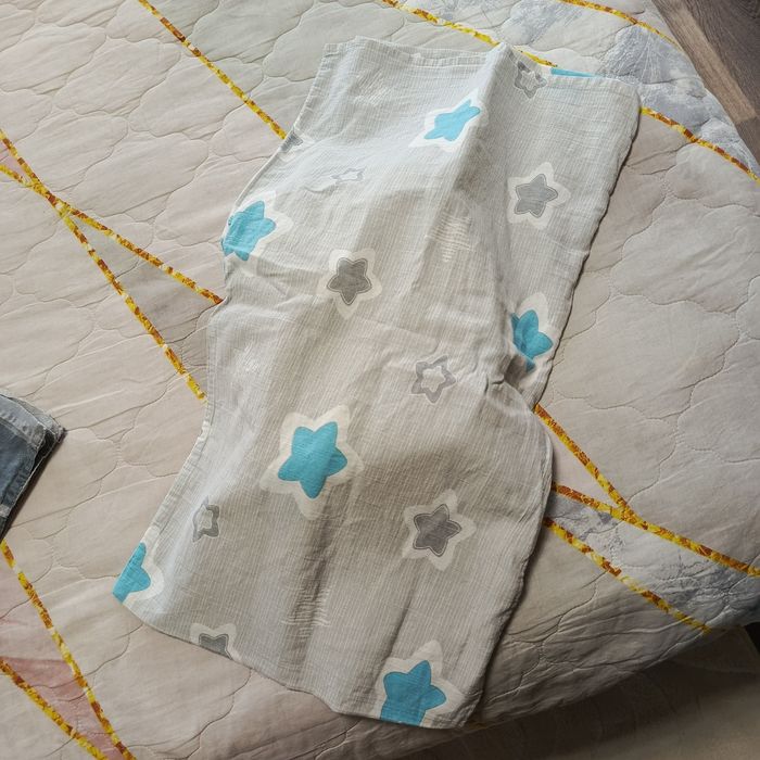 Продам 2 комплекта детское постельное белье