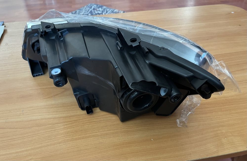 Фары на Volkswagen Polo