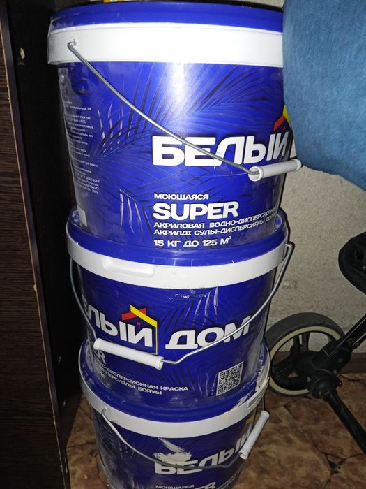 Продам краску 3 ведра