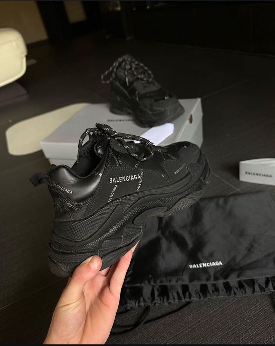 Balenciaga Triple s кецове баленсиага