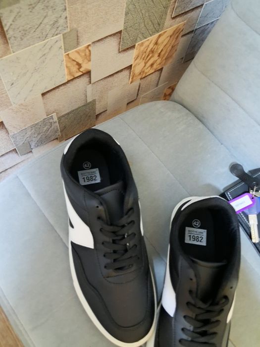 Кроссовки, Кроссовки