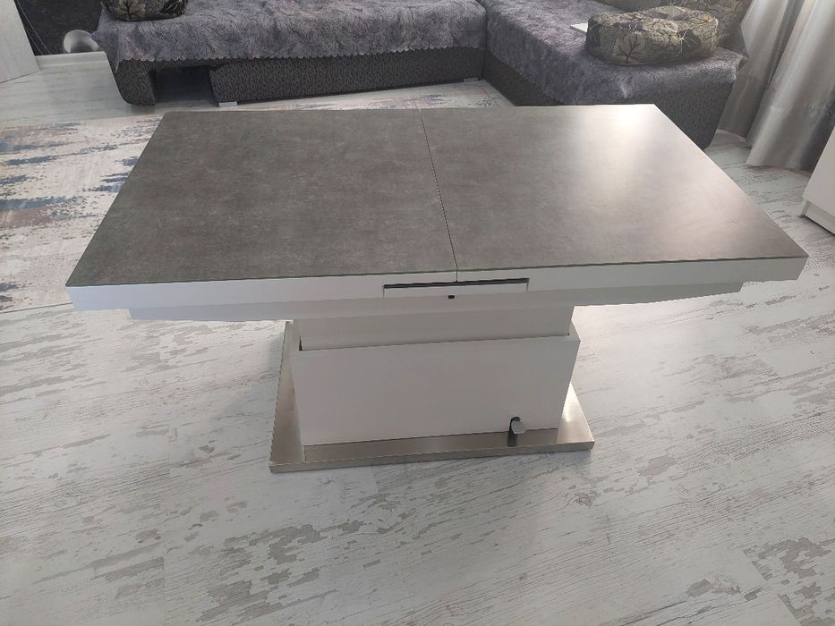 Разтегателна маса