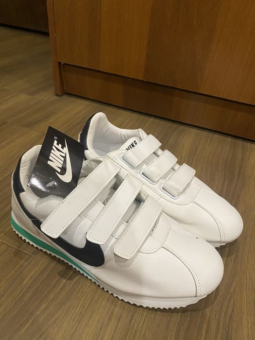 Кроссовки Nike 38 размер (новые)
