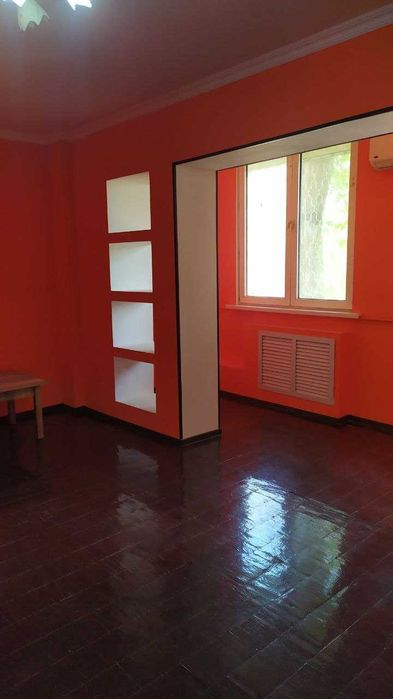 sb Продажа Новомосковская  2х ком. кирпич.