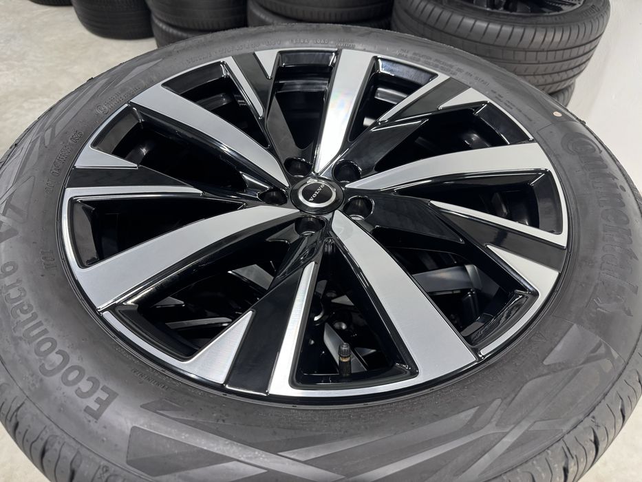 Jante Volvo XC90 R20 T8 Plug-in Hybrid Originale Continental vara2025