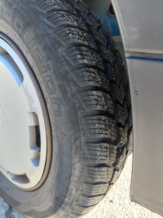 Пежо 106 1.1 бензин