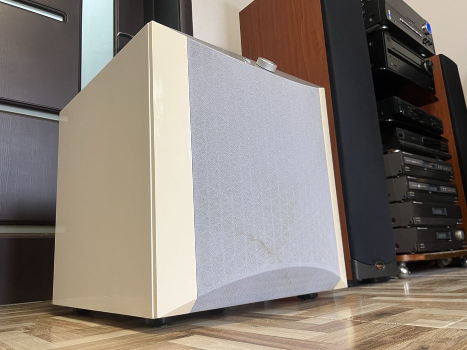 Mega subwoofer Yamaha NS-SW1000 42.6kg