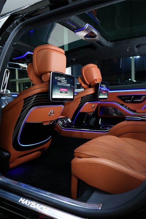 Mercedes-Benz S-Klass W223 S580 MAYBACH