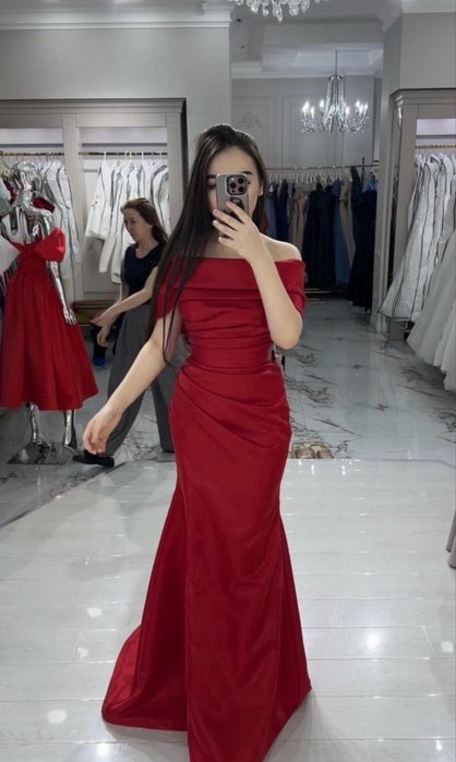 вечернее платье .