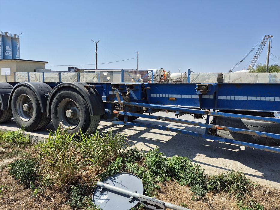 Vand / Schimb Semiremorca Container