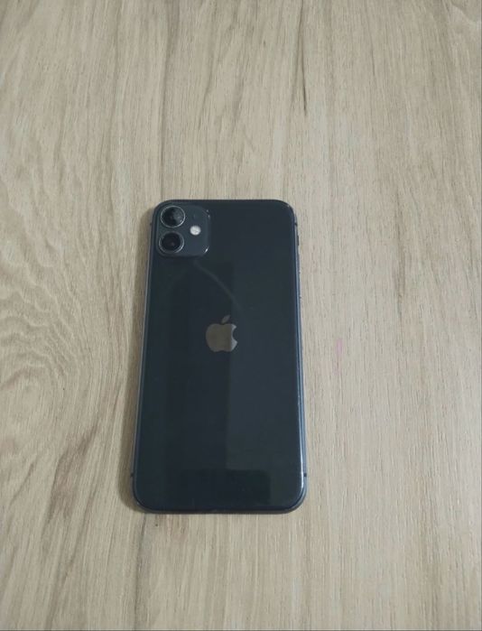 Iphone 11 64гб  черный
