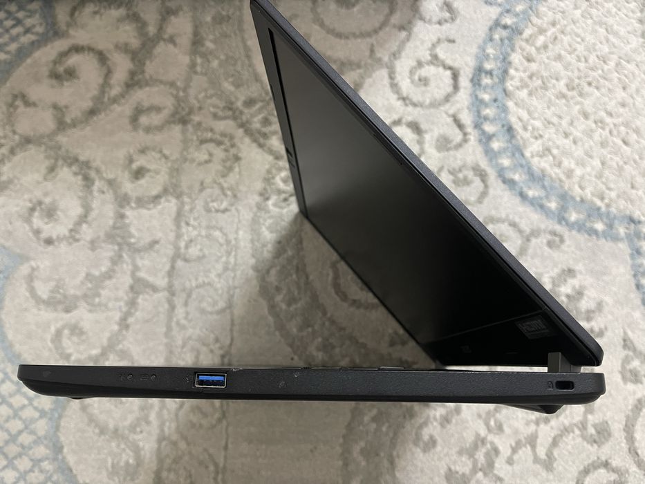 Продам ноутбук Acer TravelMate P215-56