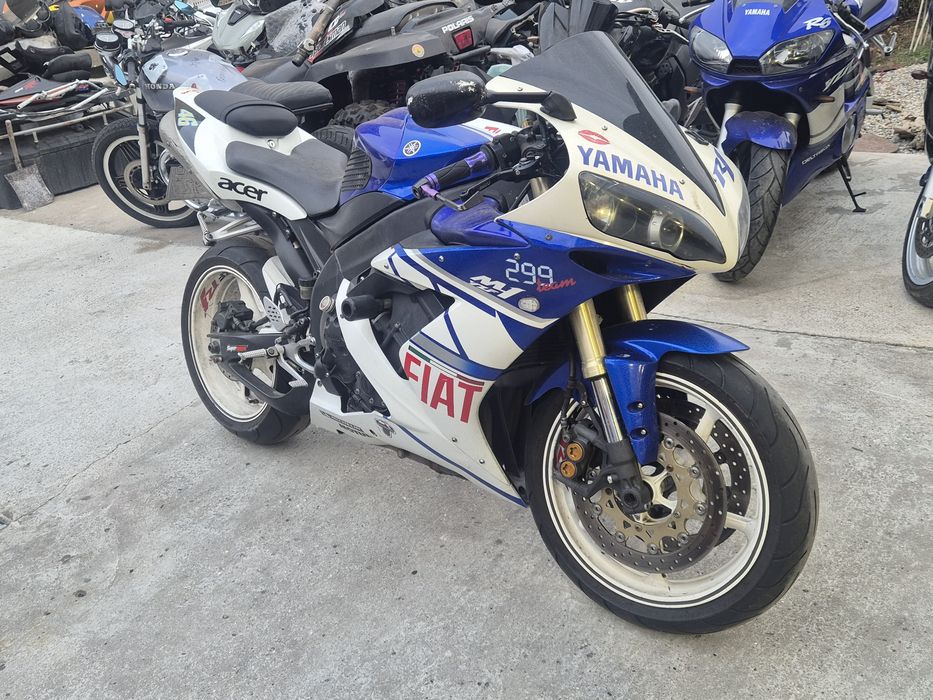Yamaha r1 2004  2006 на части