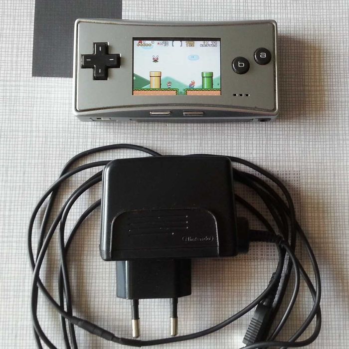 Nintendo Gameboy Micro в отлично състояние