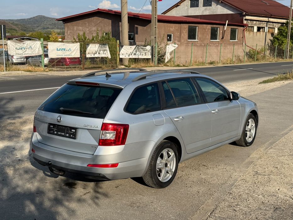 SKODA Octavia 2013 — imagine 3