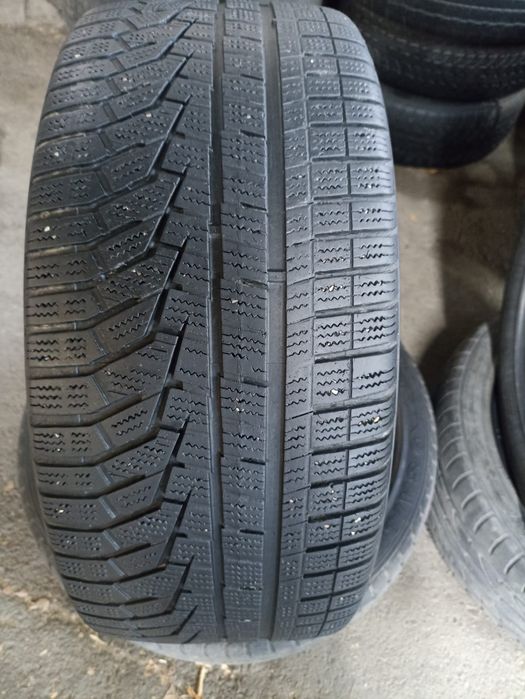 Продам резину три штуки