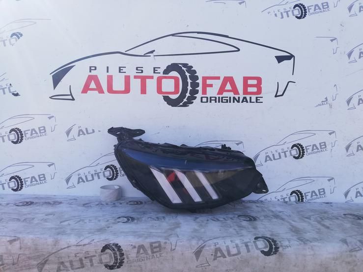 Far dreapta Peugeot 208, 2008 Full LED 9823193480 an 2019-2020-2021-20