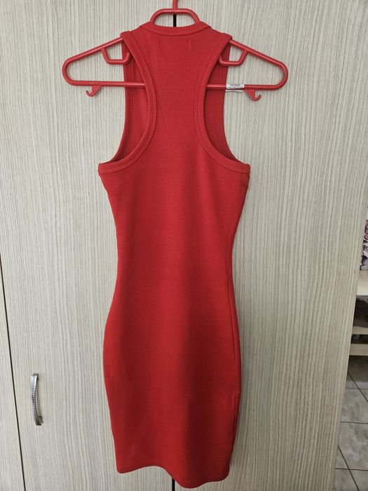 Rochie mulată roșie