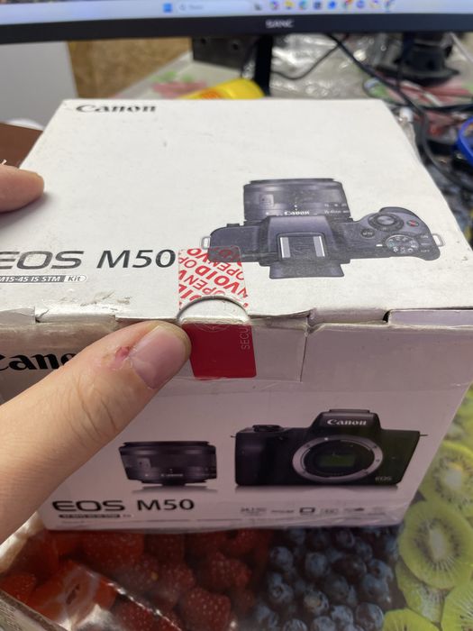 Canon m50 камера