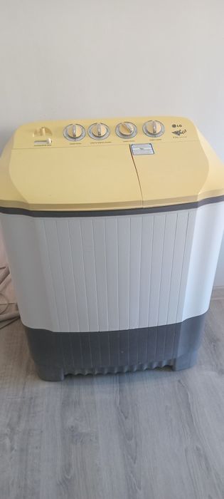 Продаётся стиральная машина подуавтомат