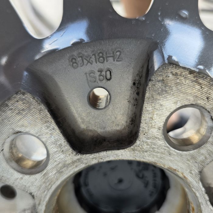 Jante BMW  seria 5 G30, G31, R18, anvelope 245 45 18 Continental