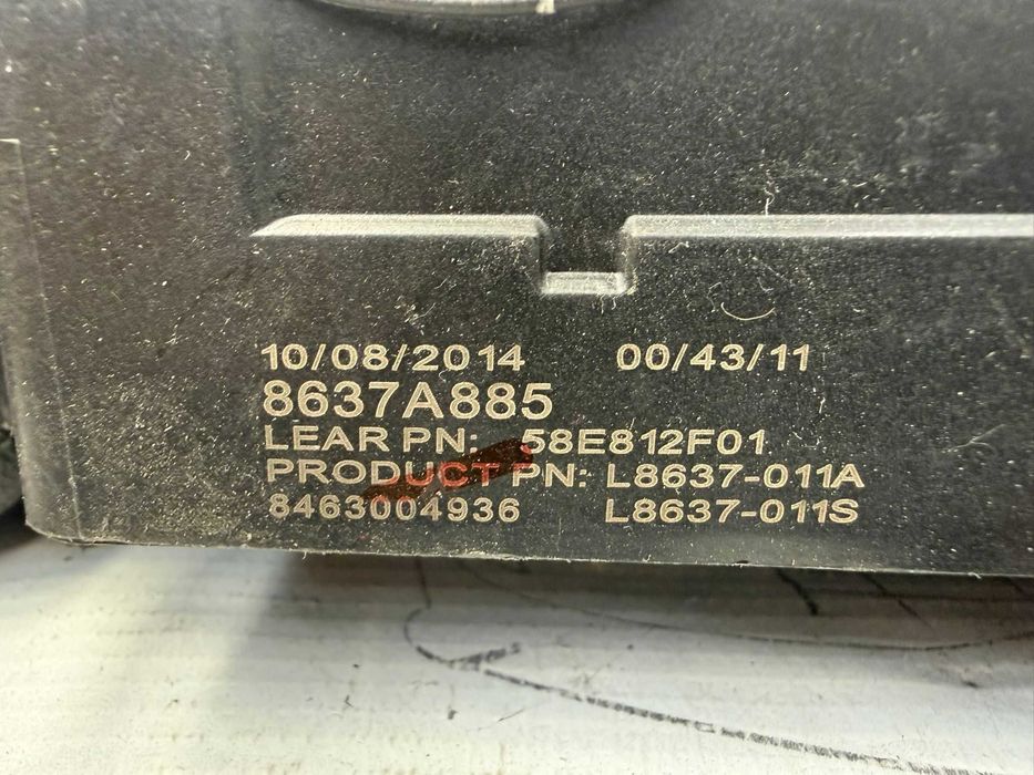 Modul electronic / ETACS / BCM / Panou siguranțe habitaclu Mitsubishi Outlander COD: 8637A885 2014 / [2013-2021] / (5D3)