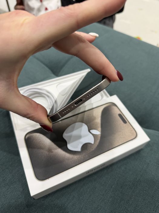 Iphone 15 pro max 256gb батерия 89%