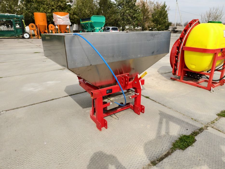 Нру разбрасыватели удобрение