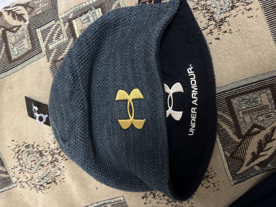 Шапка under armour
