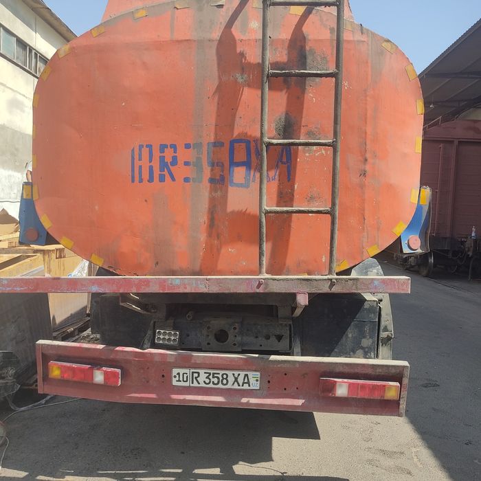 Kamaz sisterna maslavoz