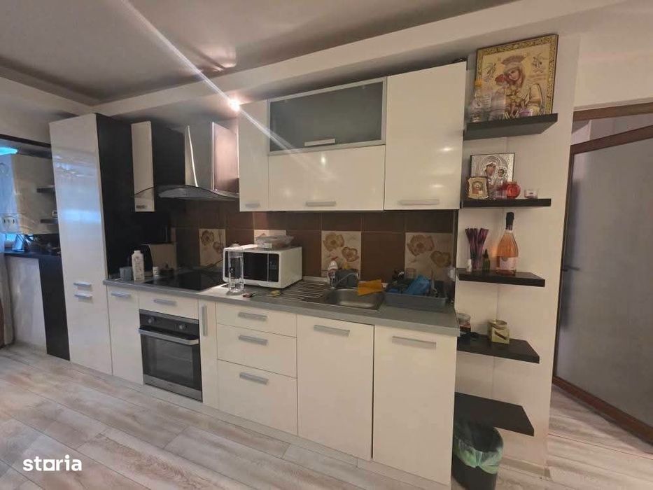 Inchiruez 3 camere Grivitei pet friendly