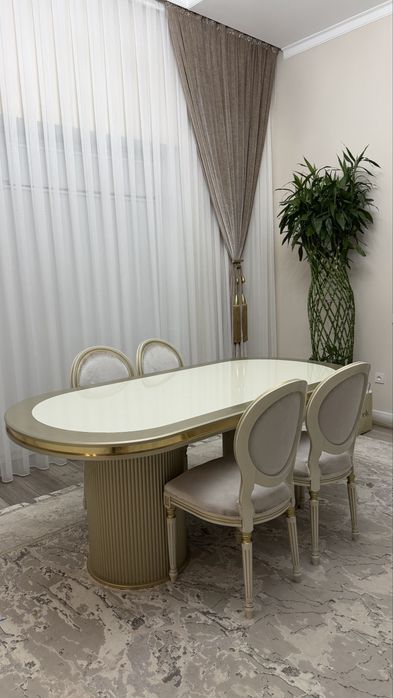 Стильный обеденный стол + 6 стульев