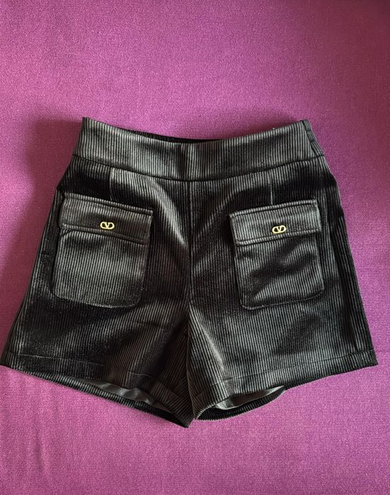 Шорты новые XS-S