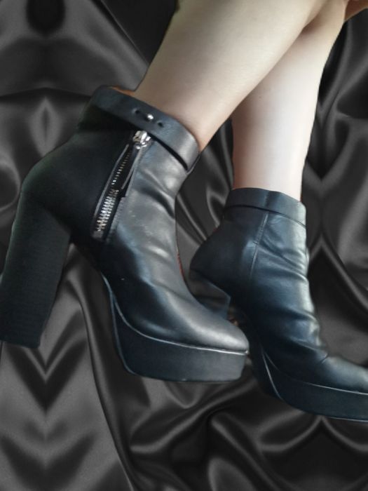 Botine din piele