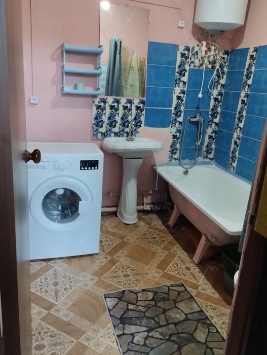 На проспекте Назарбаева 161