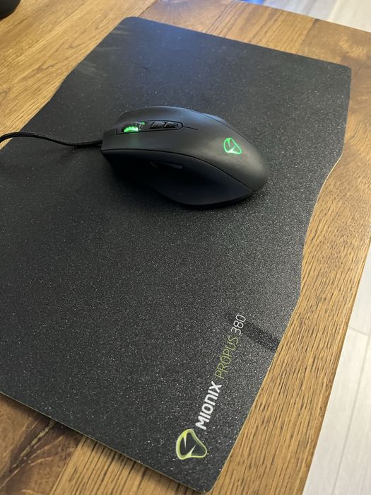 Mouse + pad  Gaming  MIONIX