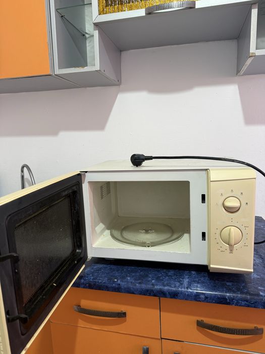 Продам микроволновку