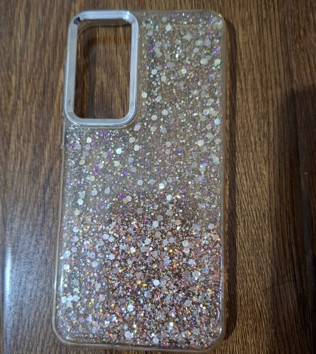 Прозрачный чехол с блёстками