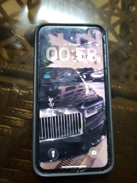 Айфон 11 хороший