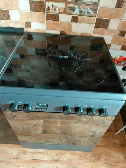 Продам плиту стеклокерамика