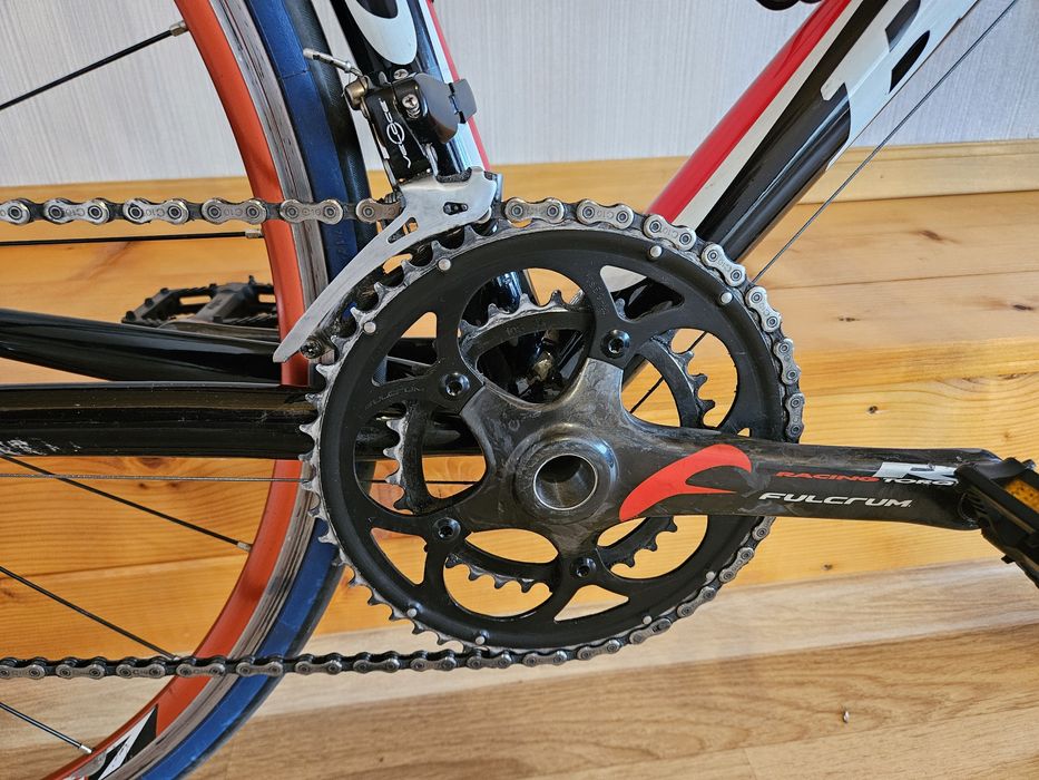 Карбонов велосипед BASSO reef