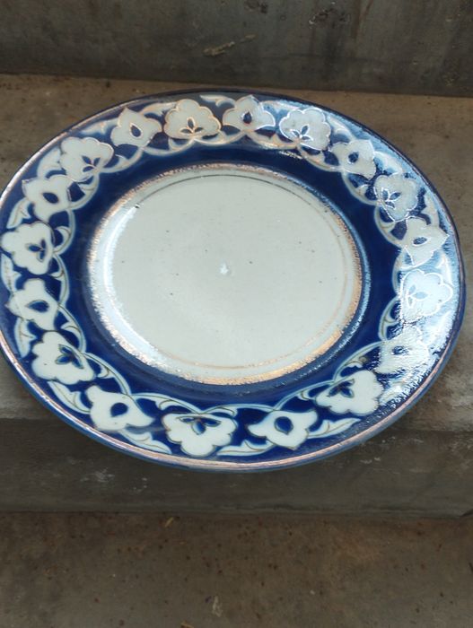 Chinni idishlar sotiladi paxta guli hamma narsasi bor